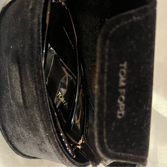 COPY - Tom Ford sunglasses - Picture 3 of 5